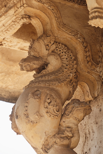 Hampi-Palais du lotus-025